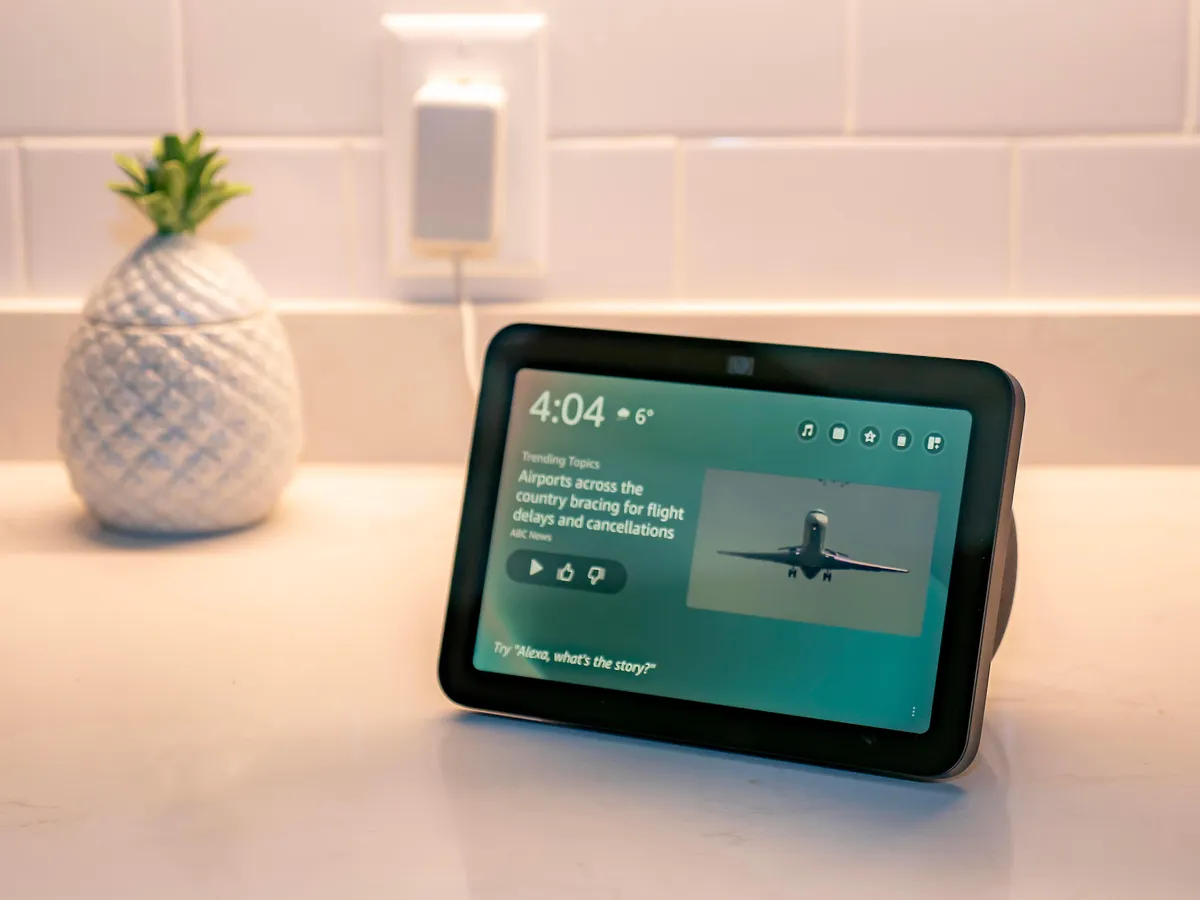 Read more about the article Elevate Your Smart Home Experience with Echo Show 8: A Comprehensive Guide to Seamless Living 2023